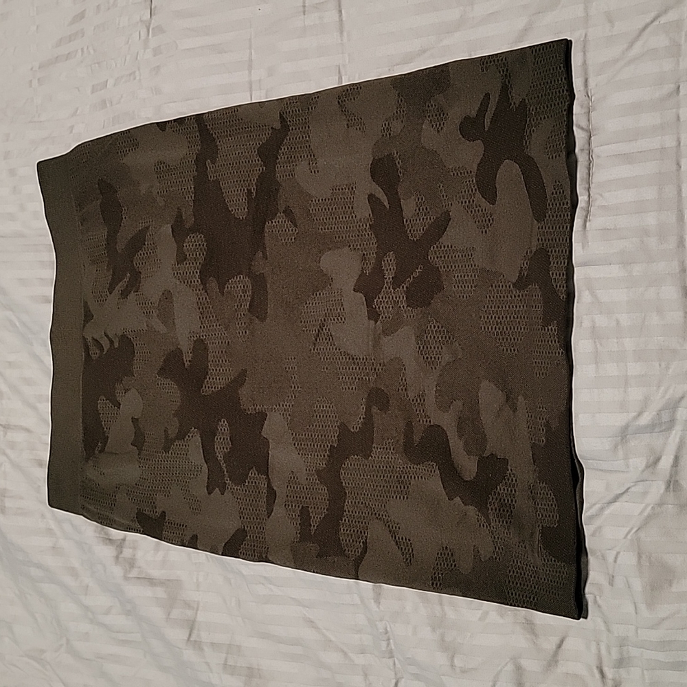 Kurve, XS/M, Tube Top, Camo Green